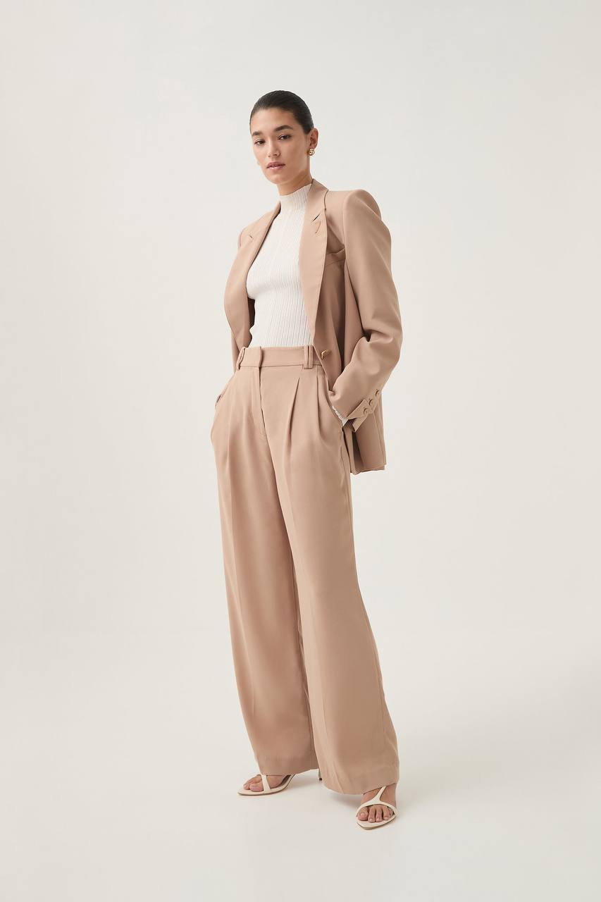AJ Paragon Tailored High Waist Pants