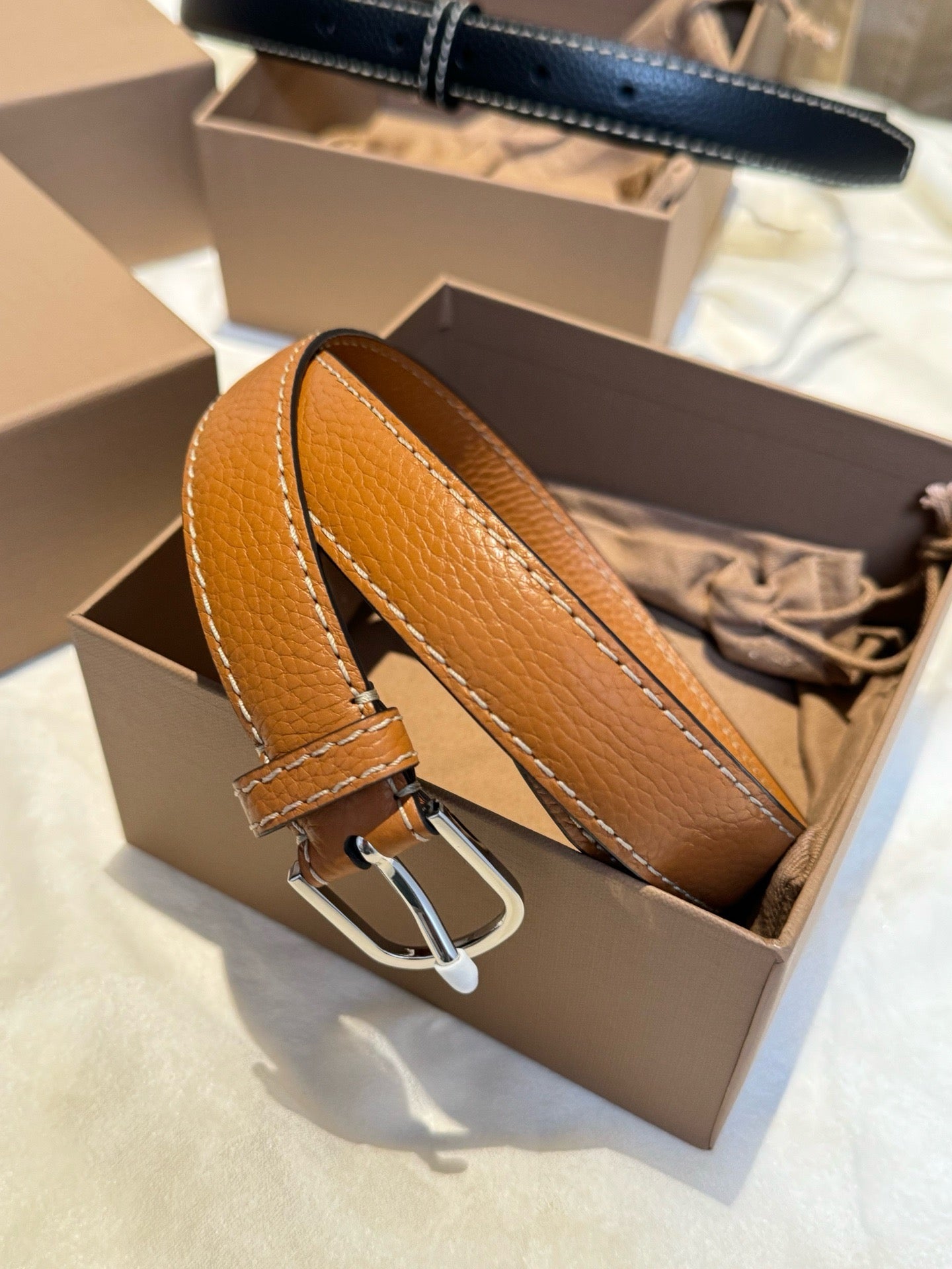 Tot Slim grained-leather trouser belt