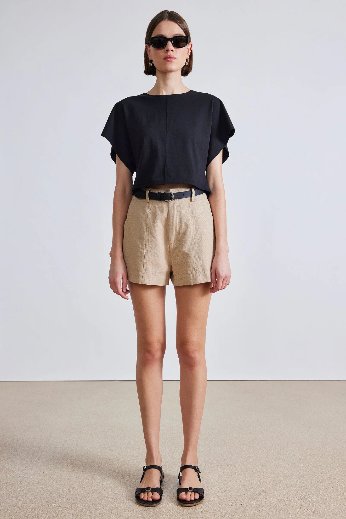 AA Veras Linen-Cotton Shorts in Desert
