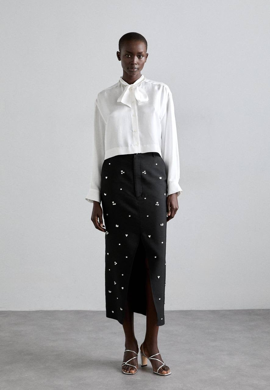SD Interstellar Rhinestone Pencil Midi Skirt in Black