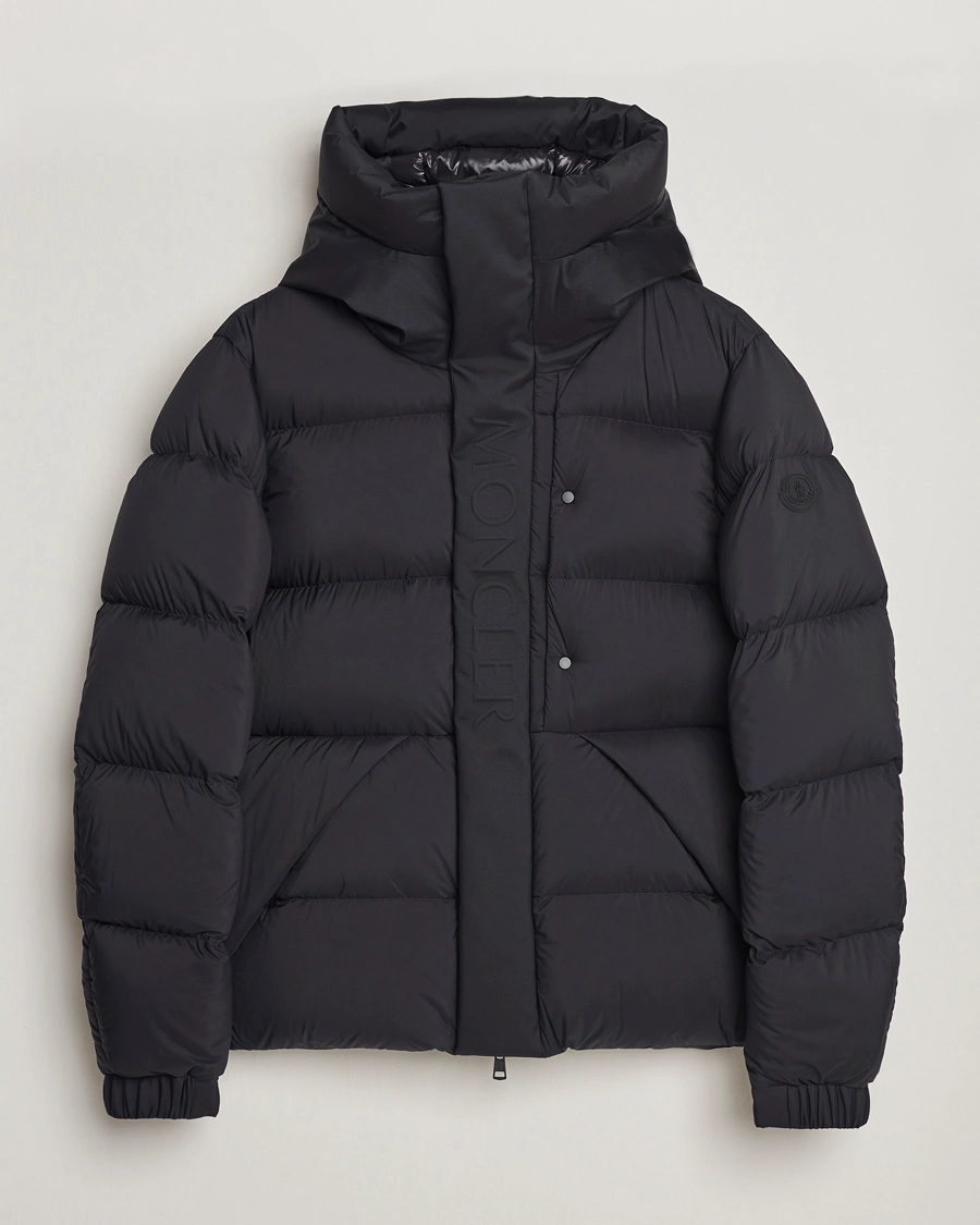 MC Men’s Madeira Hooded Short Down Jacket in Black
