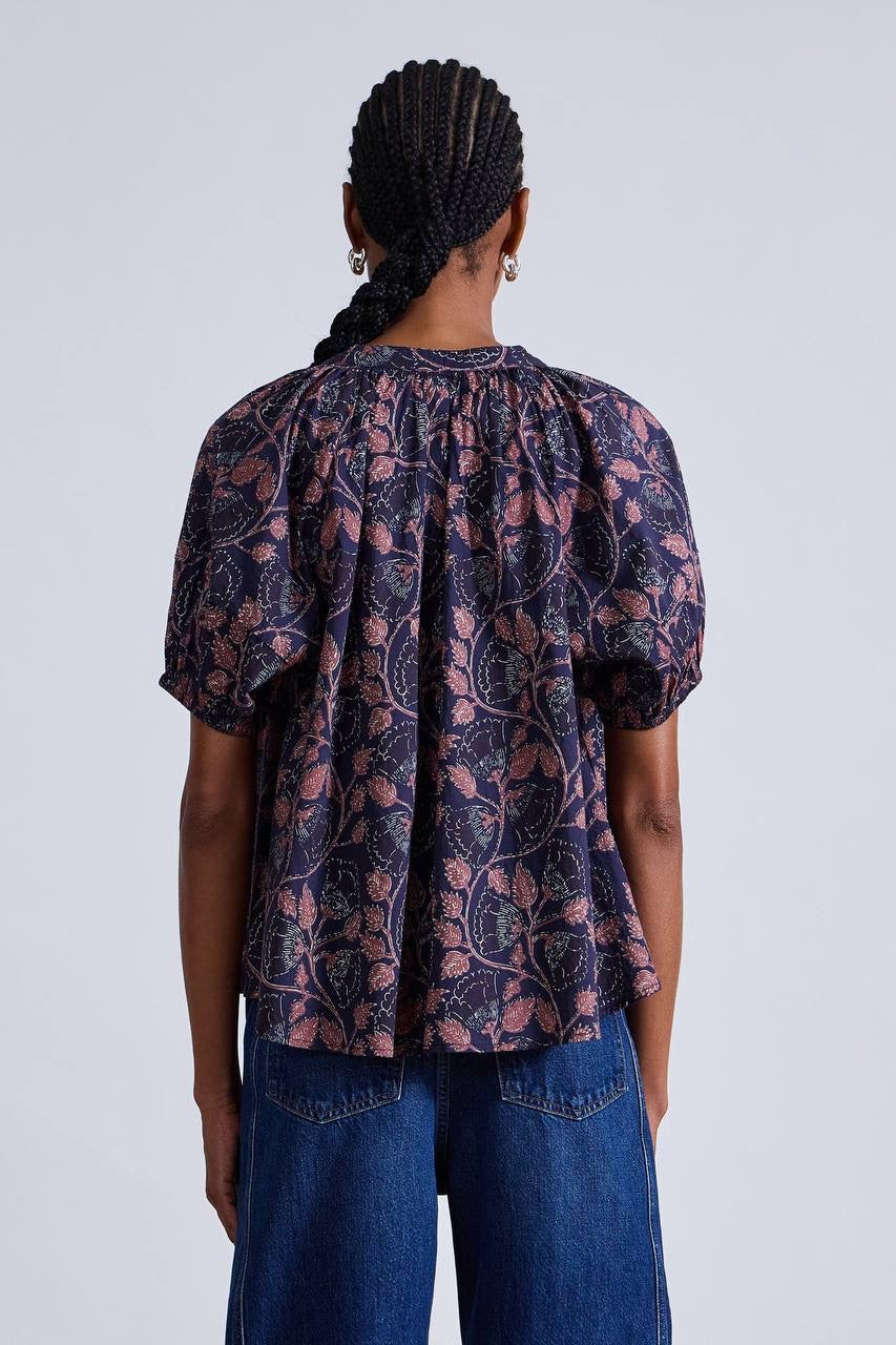 AA Lumina Popover | Trinidad Cotton Blouse Top in Camille Floral Navy