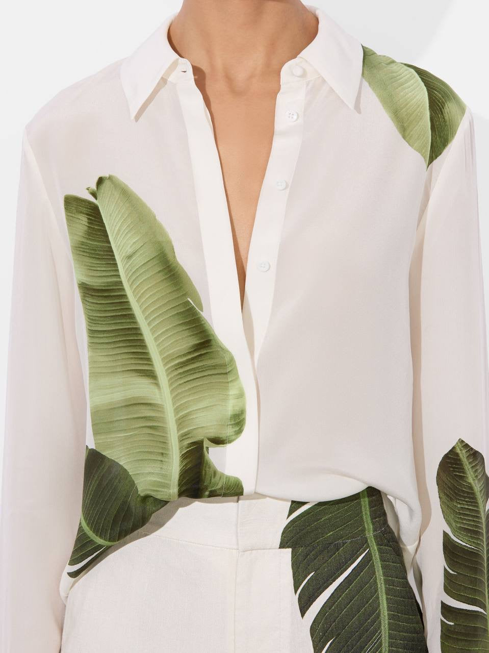 AO Willa Silk Long Sleeve Blouse Shirt in Jungle Palm