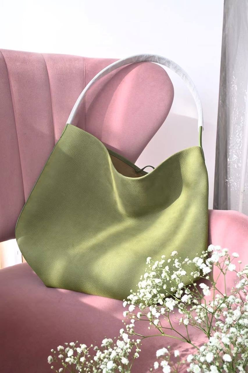 TR N/S Park Tote Bag in Green Nubuck