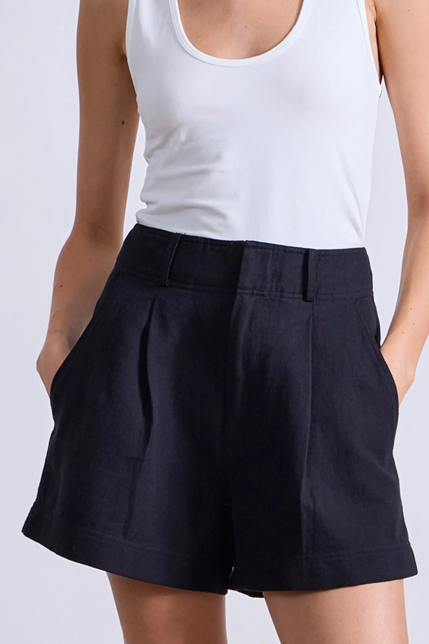 AA Bari Short Cotton-Linen High-Waist Shorts