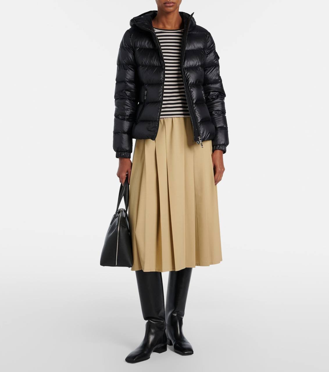 MC Glesse Short Down Hooded Jacket