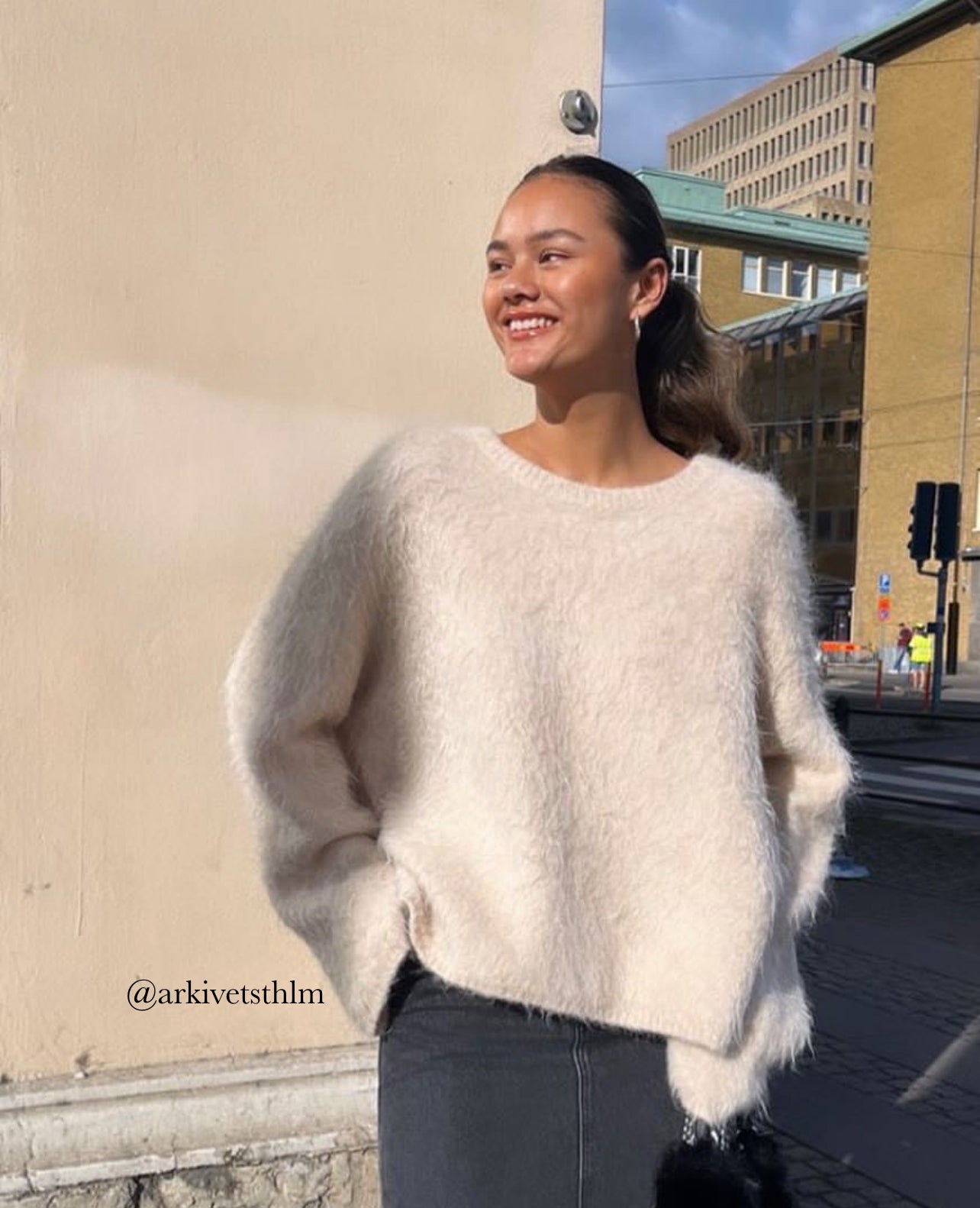 Tot Boxy Alpaca Knit Sweater Macadamia