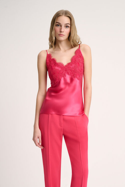 LS Luogo Silk Cami Top w Lace Appliqué