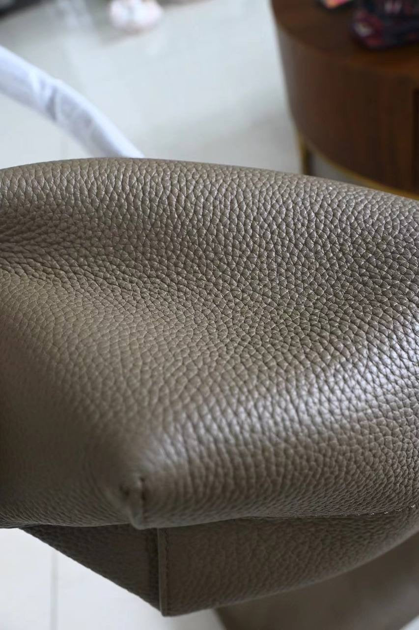 TR N/S Park Tote Bag in Elephant