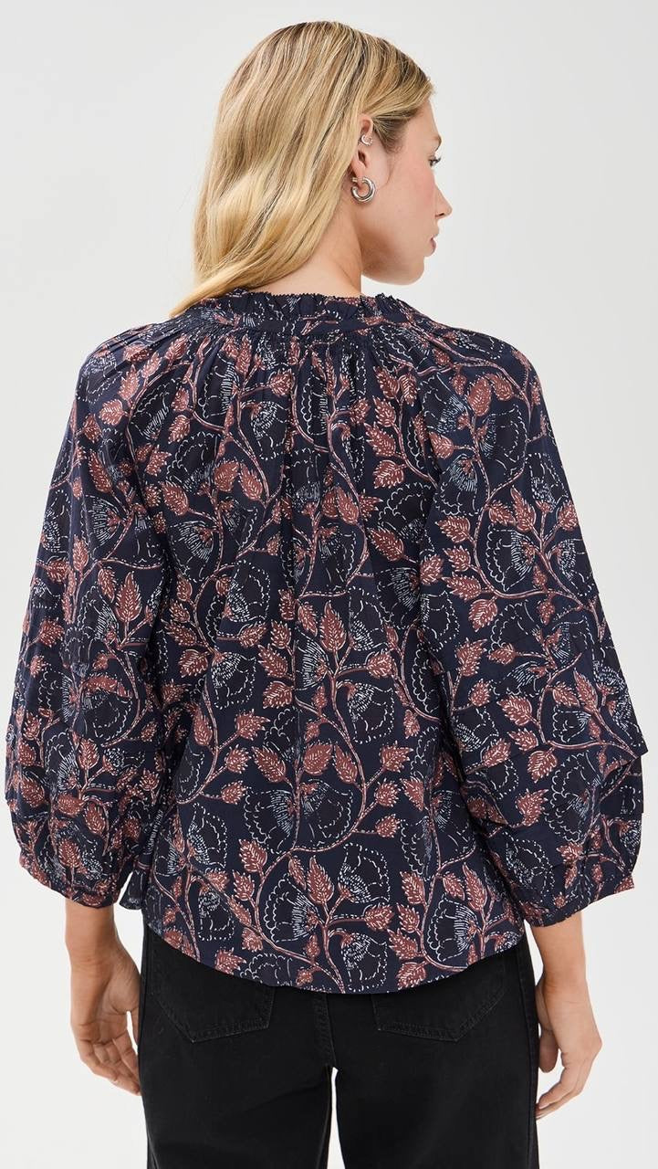 AA Lumina Popover | Trinidad Cotton Blouse Top in Camille Floral Navy