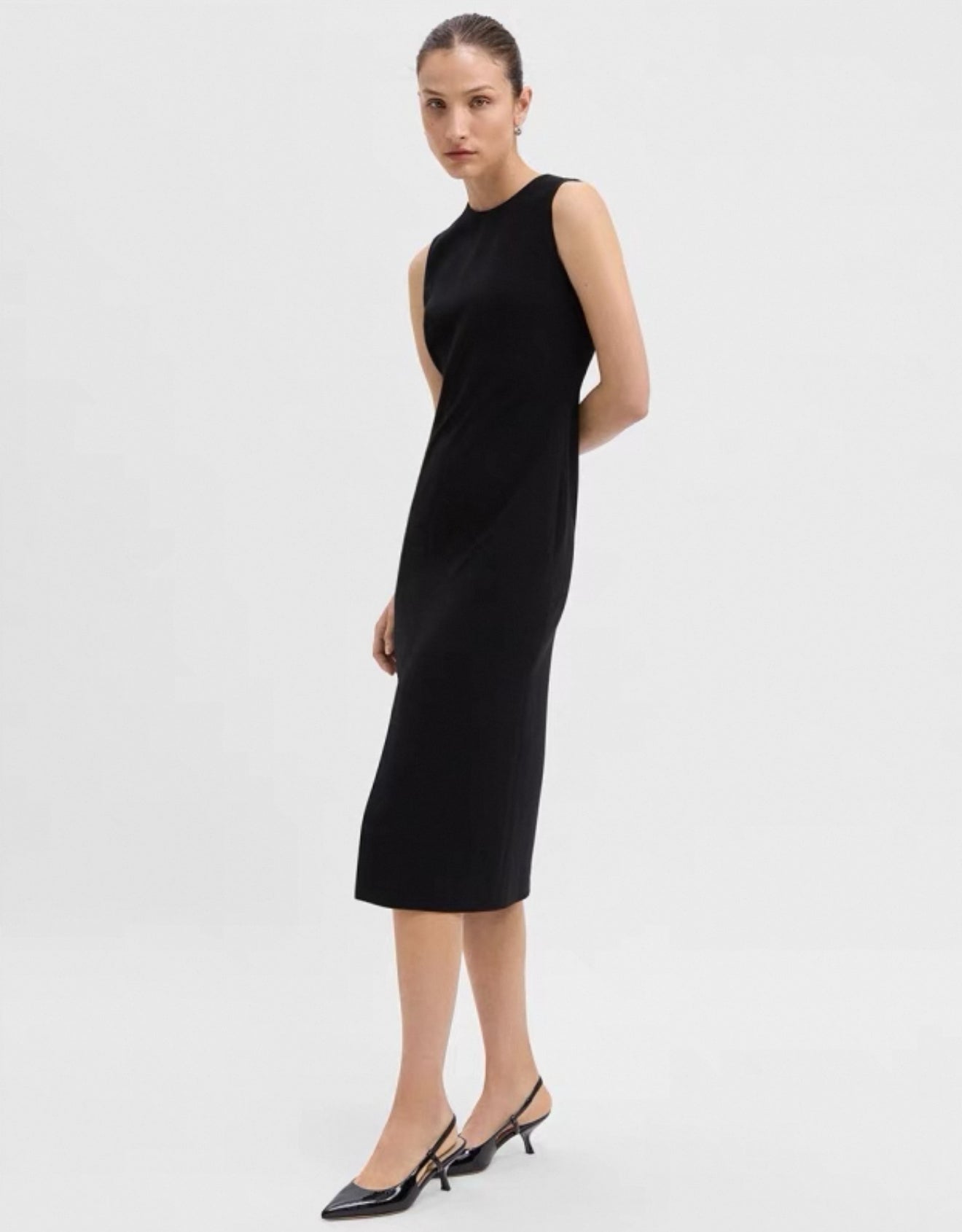 TH Sleeveless Crewneck Slit Midi Dress in Admiral Crepe