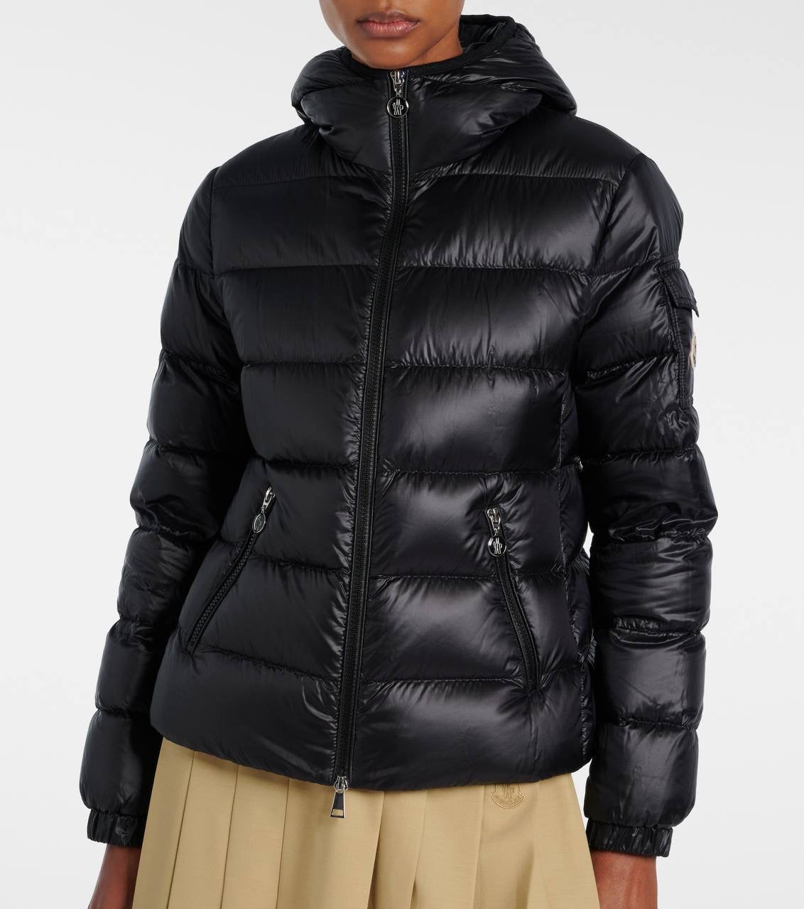 MC Glesse Short Down Hooded Jacket