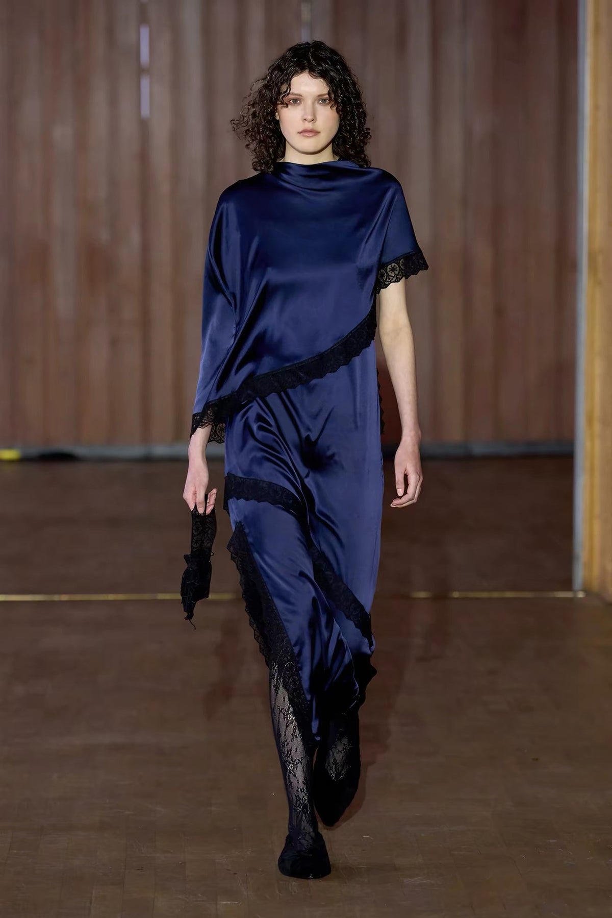 Cata Lace-Trimmed Silk Cape Top | Wide Leg Pants | Set