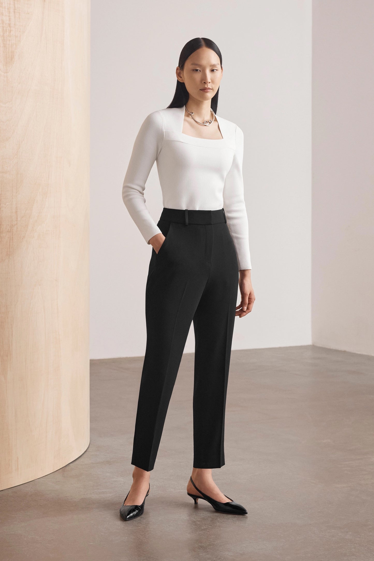 TF Carlisle Sculpt Knit Long Sleeve Square Neck Top