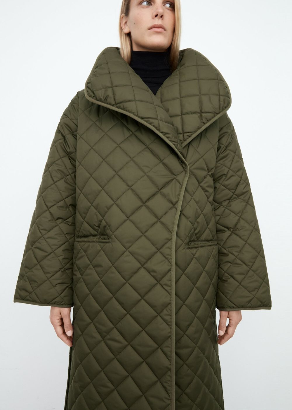 SALE! Tot Signature Quilted Long Coat