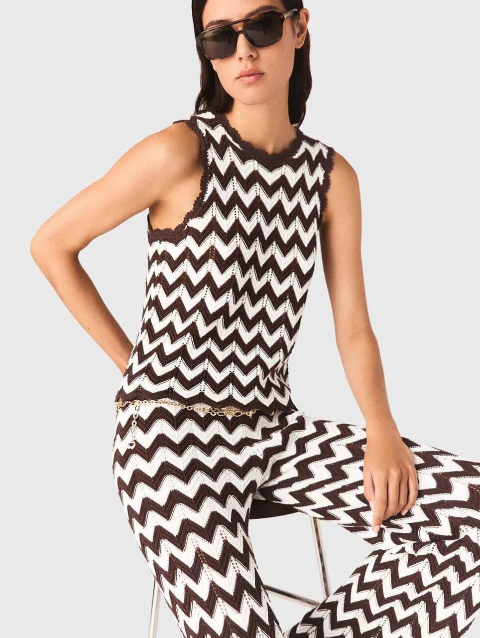 MJ Zigzag Crochet Sleeveless Top