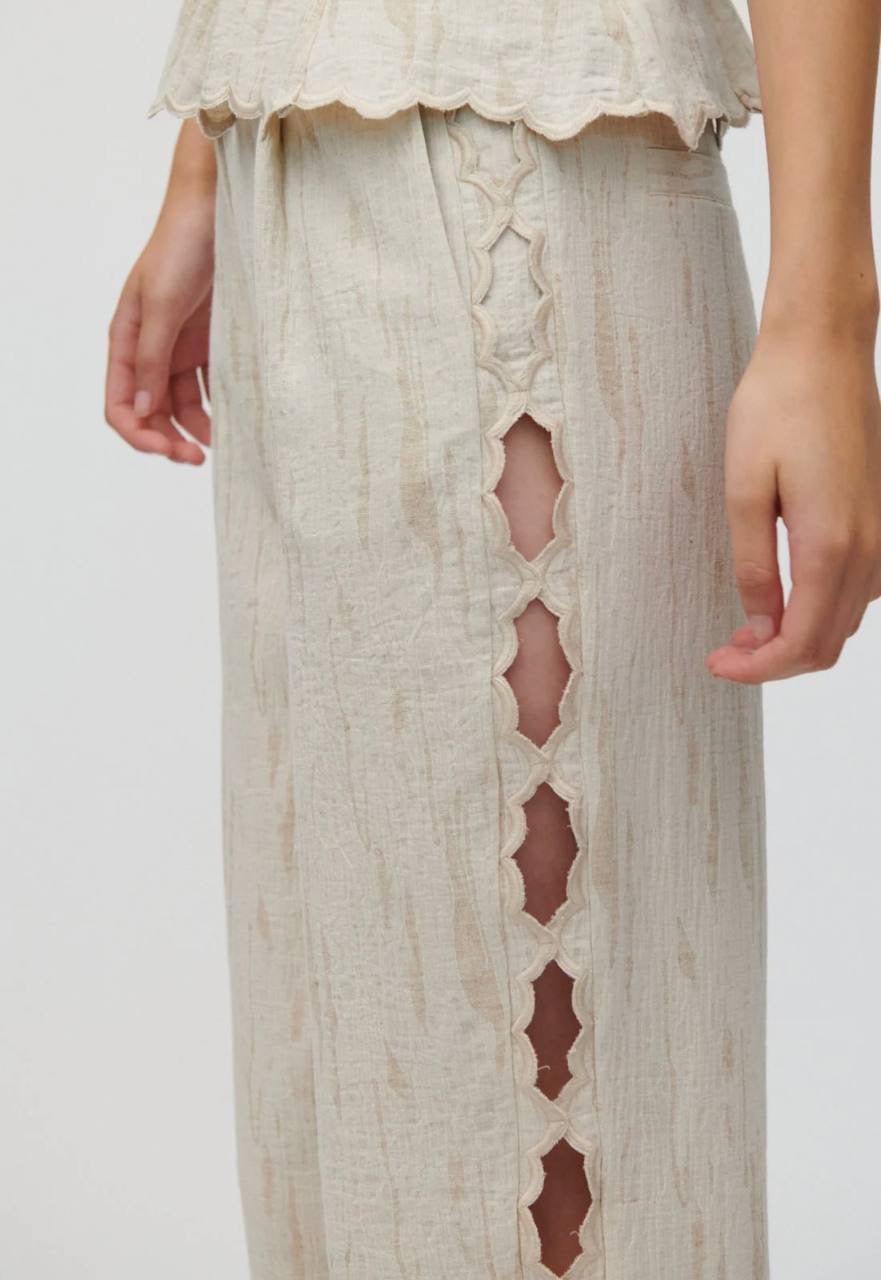 HFM Kira Puff Sleeve Top | Aura Pant Trousers | Scalloped Hem Edge Cotton-linen blend Set