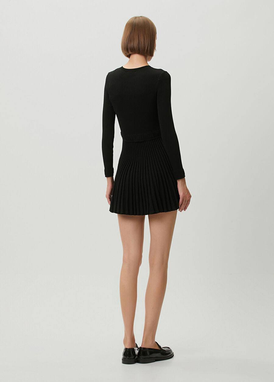 SD: Ruby Black Pleated Mini Dress
