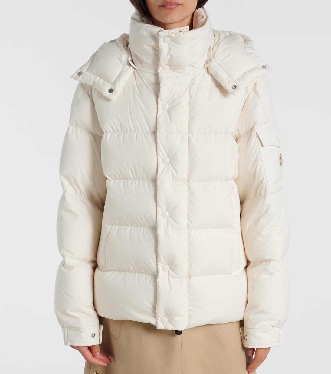 MC Maya 70 Hooded Short Down Jacket