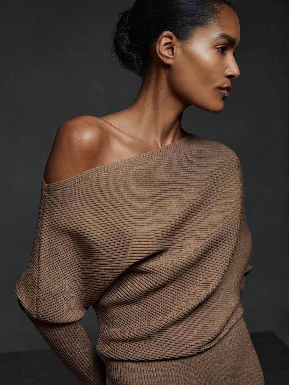 RS Lara Off The Shoulder Ribbed Midi Dress