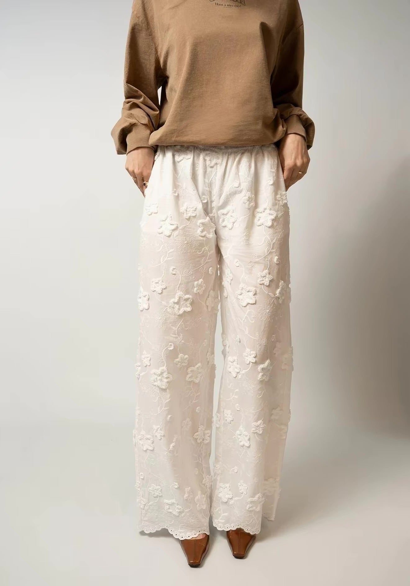 TG Fleur Cotton Embroidered Scalloped Pants