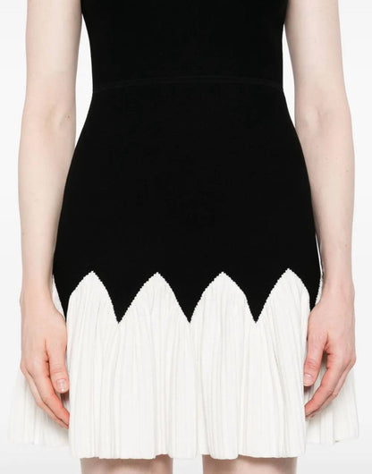 SD Cassie Two-tone Short Knit Viscose-blend Mini Dress