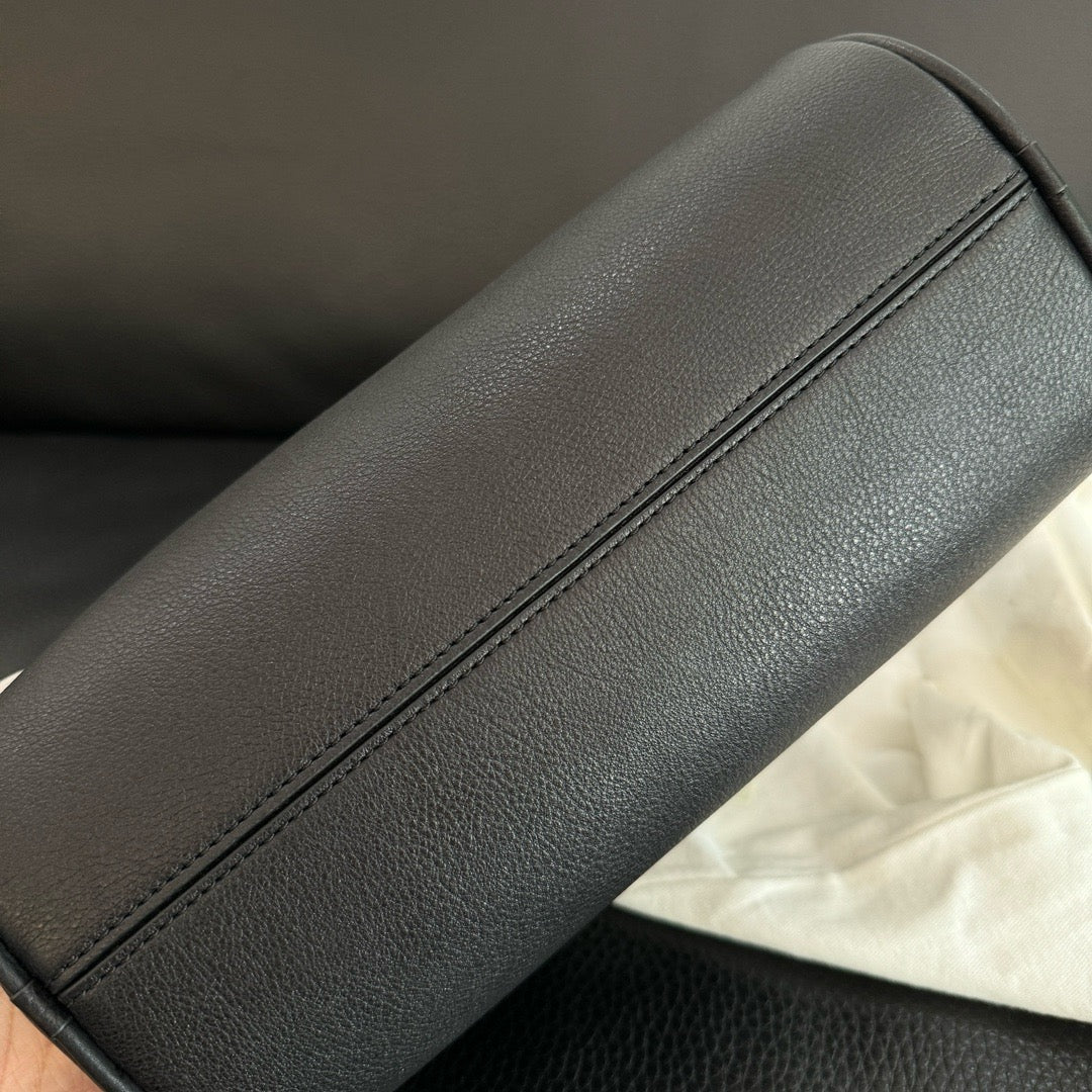 TR Edith Small Calfskin Leather Bag
