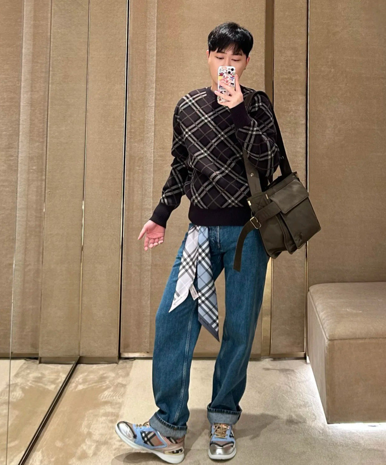 BBR Men’s / Unisex Check Wool-Cashmere Button-down Cardigan | Pullover Crewneck Sweater