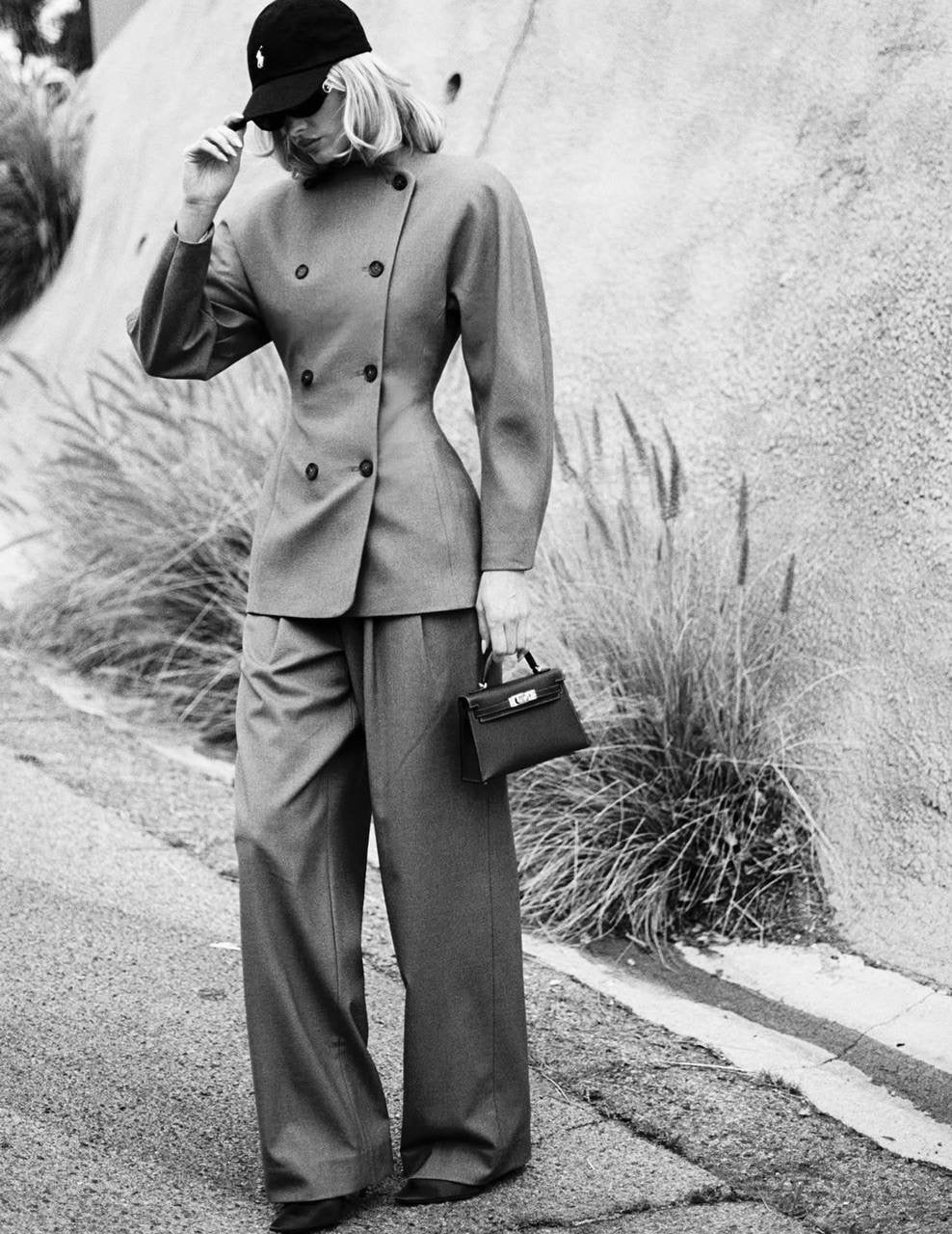 HS The Curvilinear Viscose-Wool Tailored Blazer