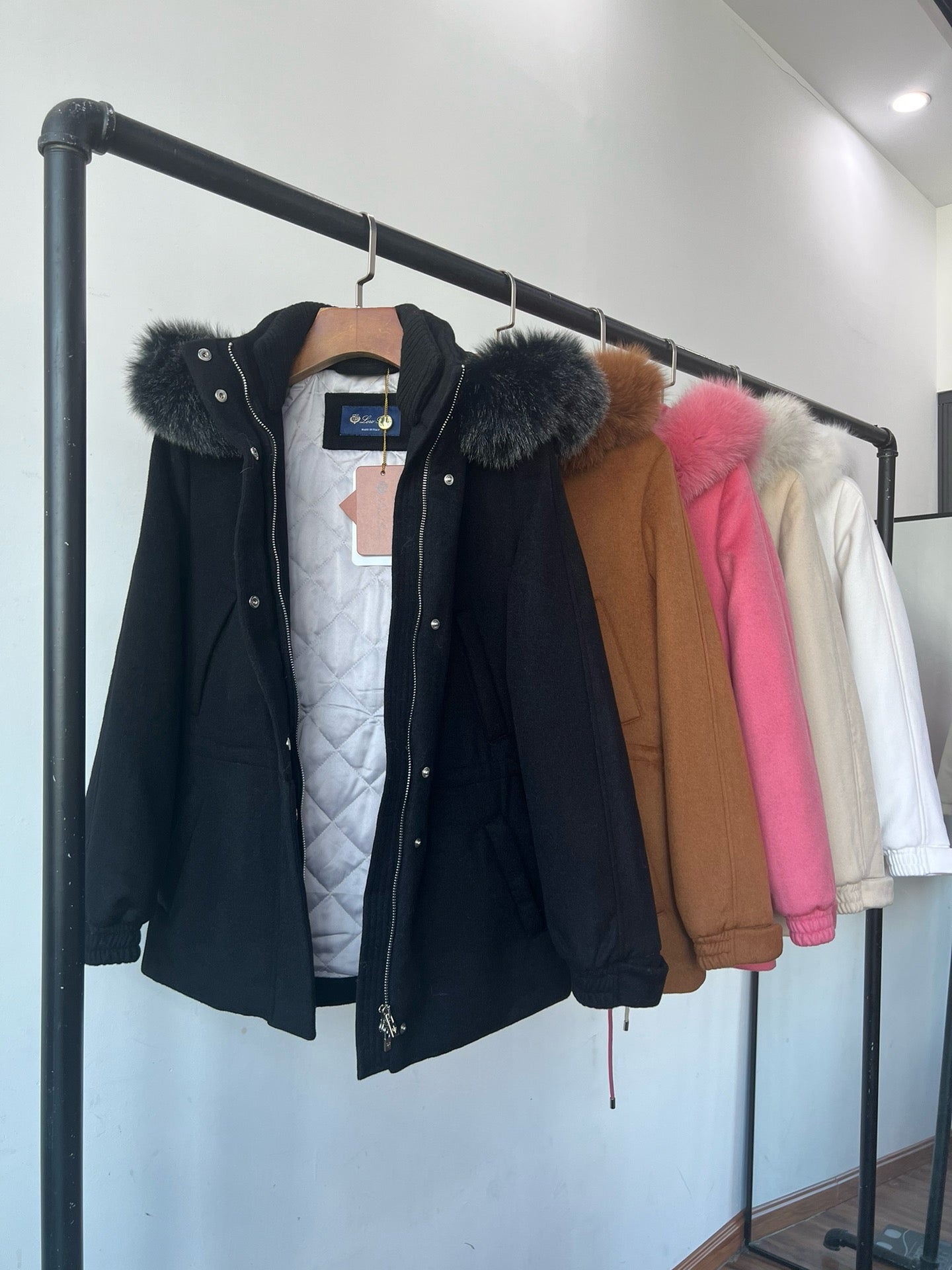 LP Icery Cashmere Short Jacket with Fox Fur Trim