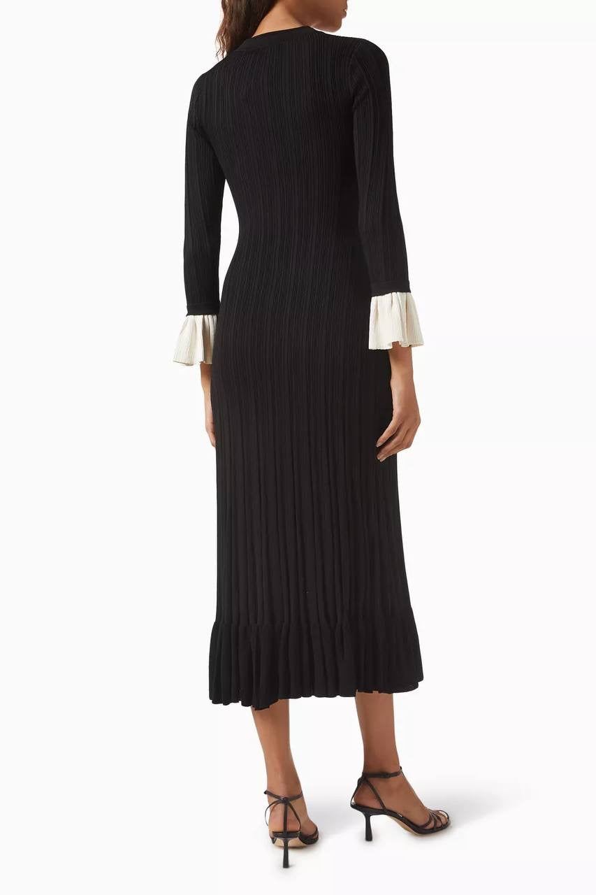 SD Knitted V Neck Contrast Sleeve Midi Dress in Navy blue & Black