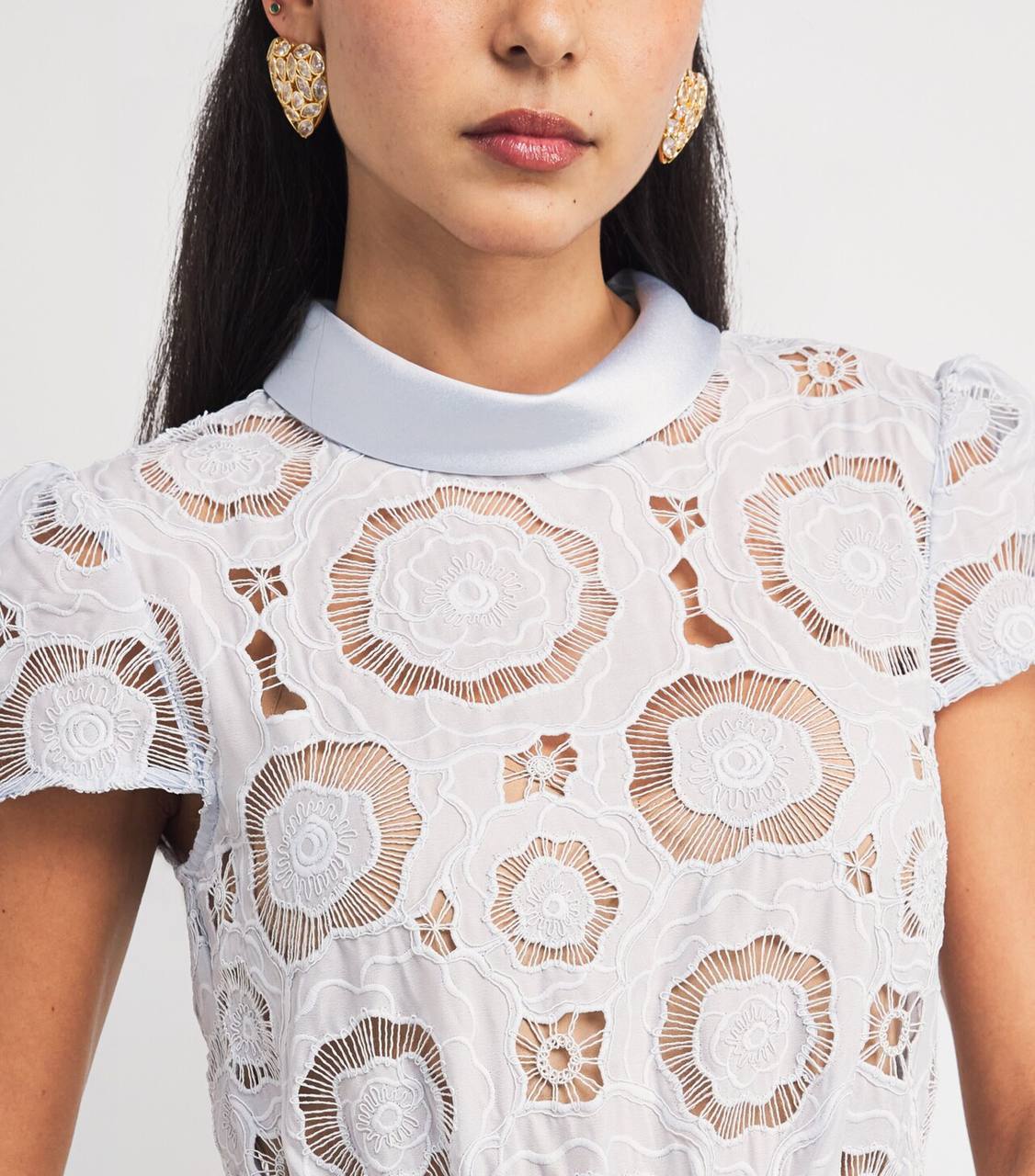 SP Blue Lace Floral Satin Collar Midi Dress