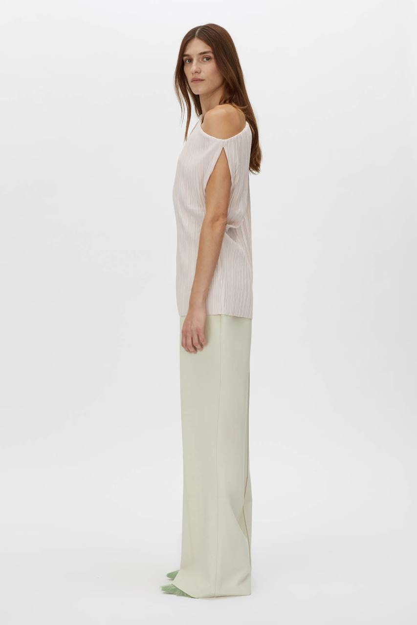 CM Shaw Cold Off-shoulder Top