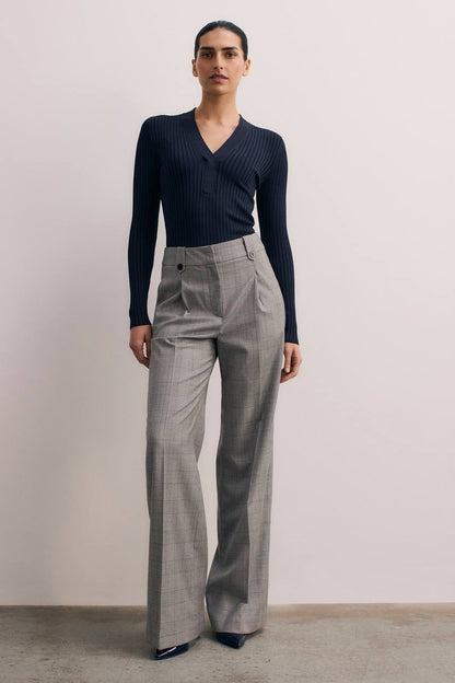 TF Orsett Viscose-blend Stretch Knit Long Sleeve Top in Navy blue