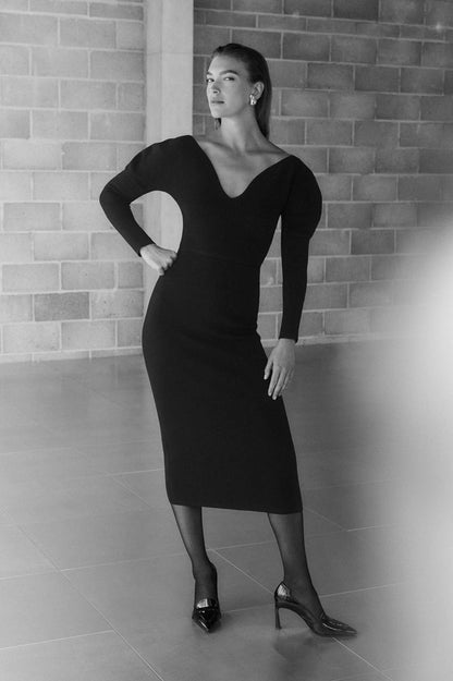 TF Bouverie Puff Sleeve Sweetheart Viscose-blend Sculpt Knit Midi Dress