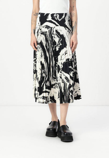 MMK Myy Marras Pleated Midi Skirt in Black/white Marble Ink