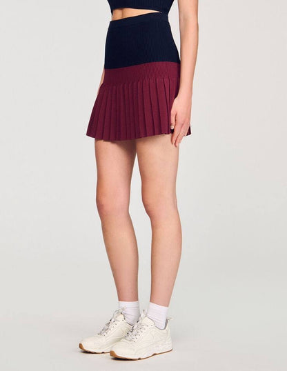 SD Arie Sleeveless Knit Cropped Top | Arielle Pleated Mini Skirt | Viscose-Blend Navy/Red Contrast Set