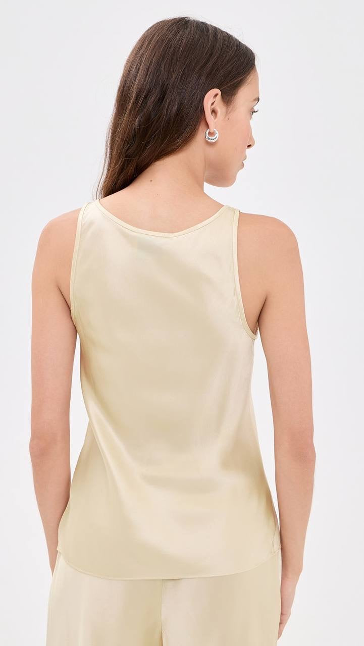 Ref Veya Silk Scoop Neck Top