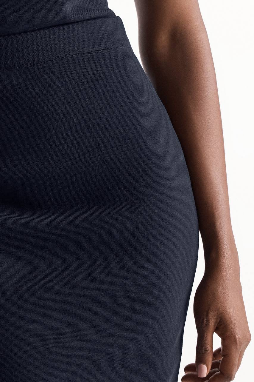 TF Sculpt Knit Keighley Tank Top | Santon Midi Skirt | Viscose-blend Set