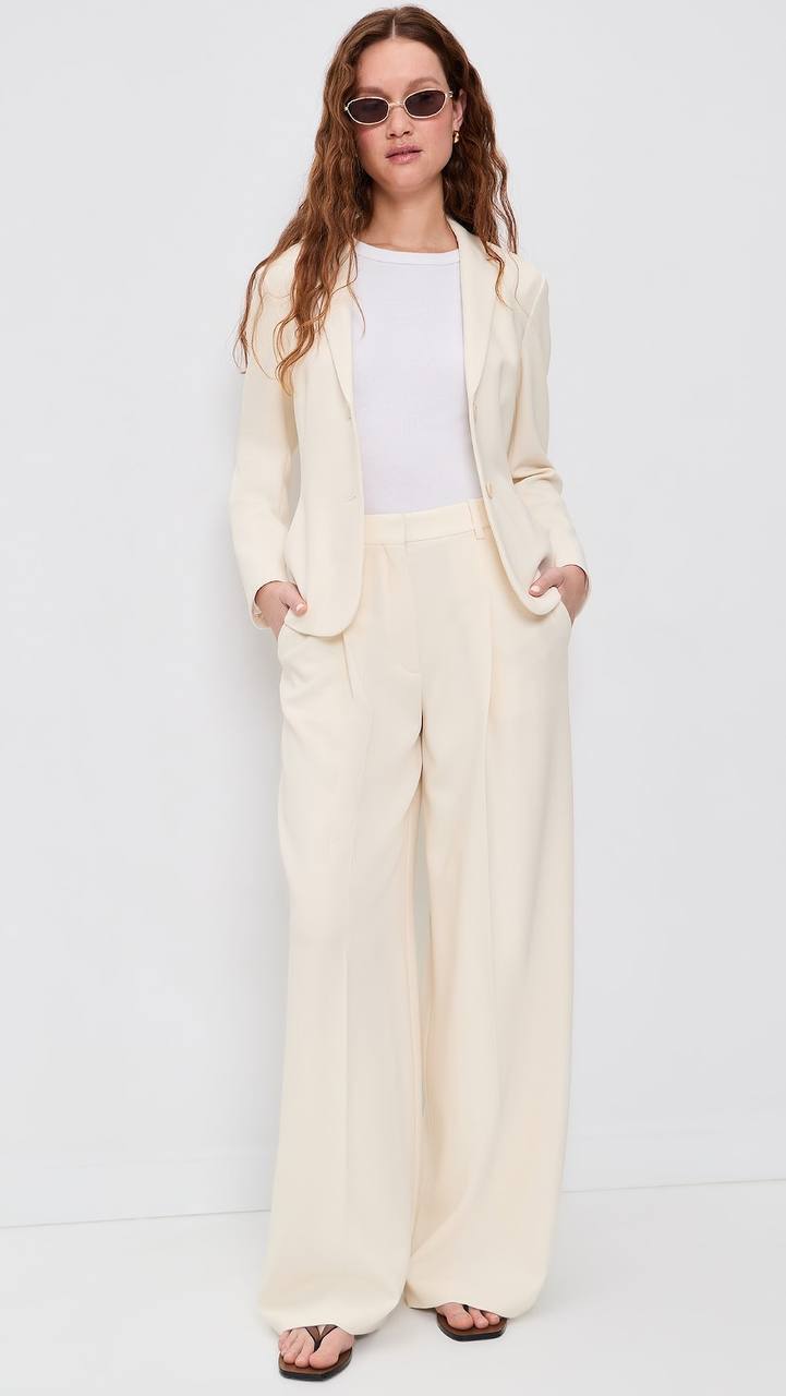 TH Fitted Blazer | Pleated Wide-Leg Pant 30" in Admiral Crepe