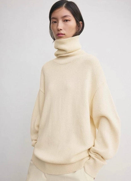 TOT Longline Turtleneck Sweater in Cotton-Cashmere Ecru | Cotton-Wool Grey