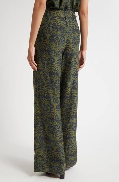UJ Talie Short Sleeve Blouse Top | Charlie Wide Leg Pants | Silk Set