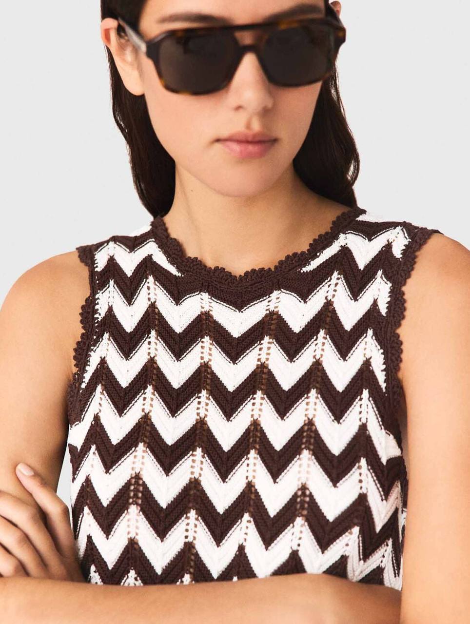 MJ Zigzag Crochet Sleeveless Top