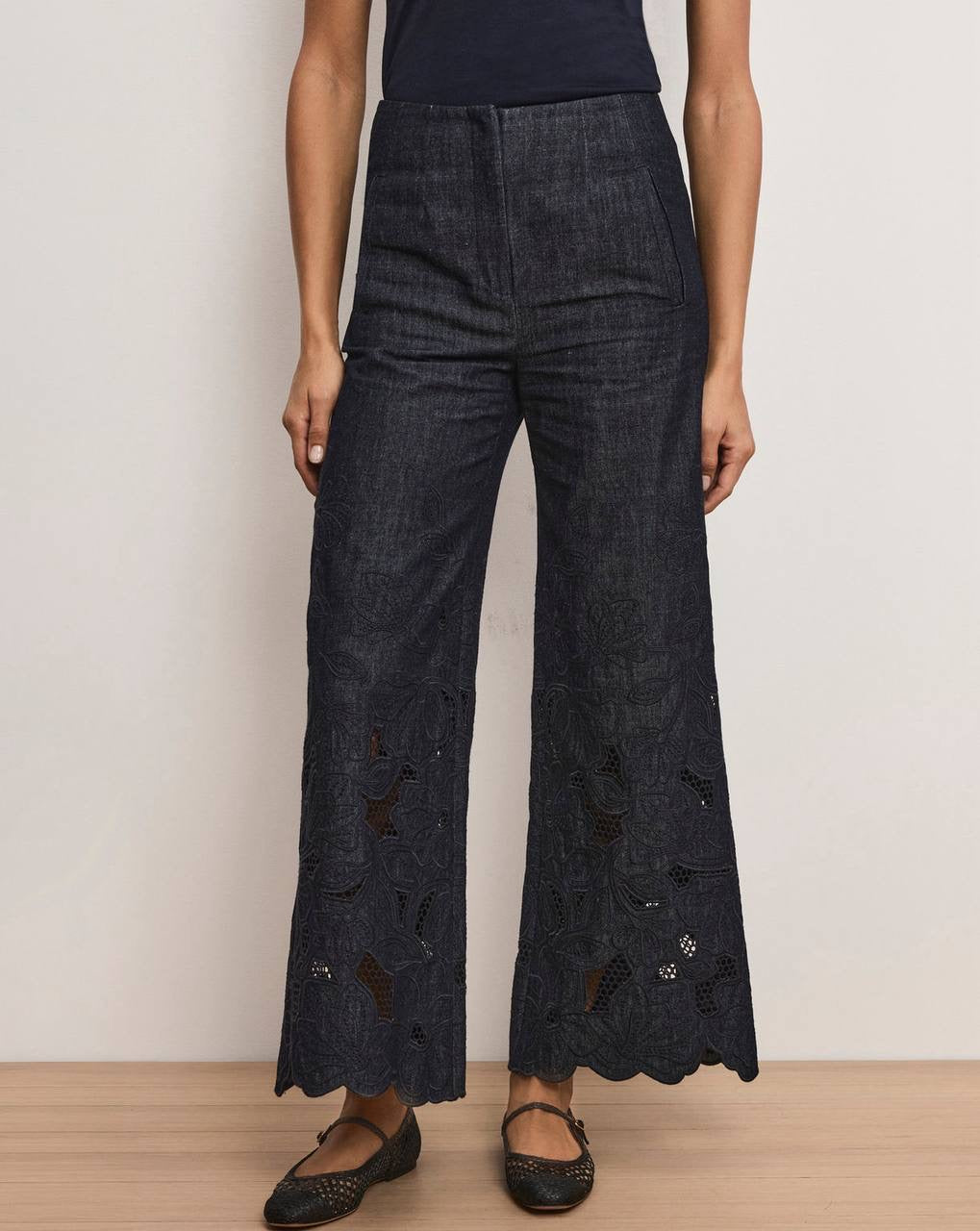 VB Mirielle Eyelet Tank Top | Kiki  Jacket | Osborne Wide-Leg Pant | Set