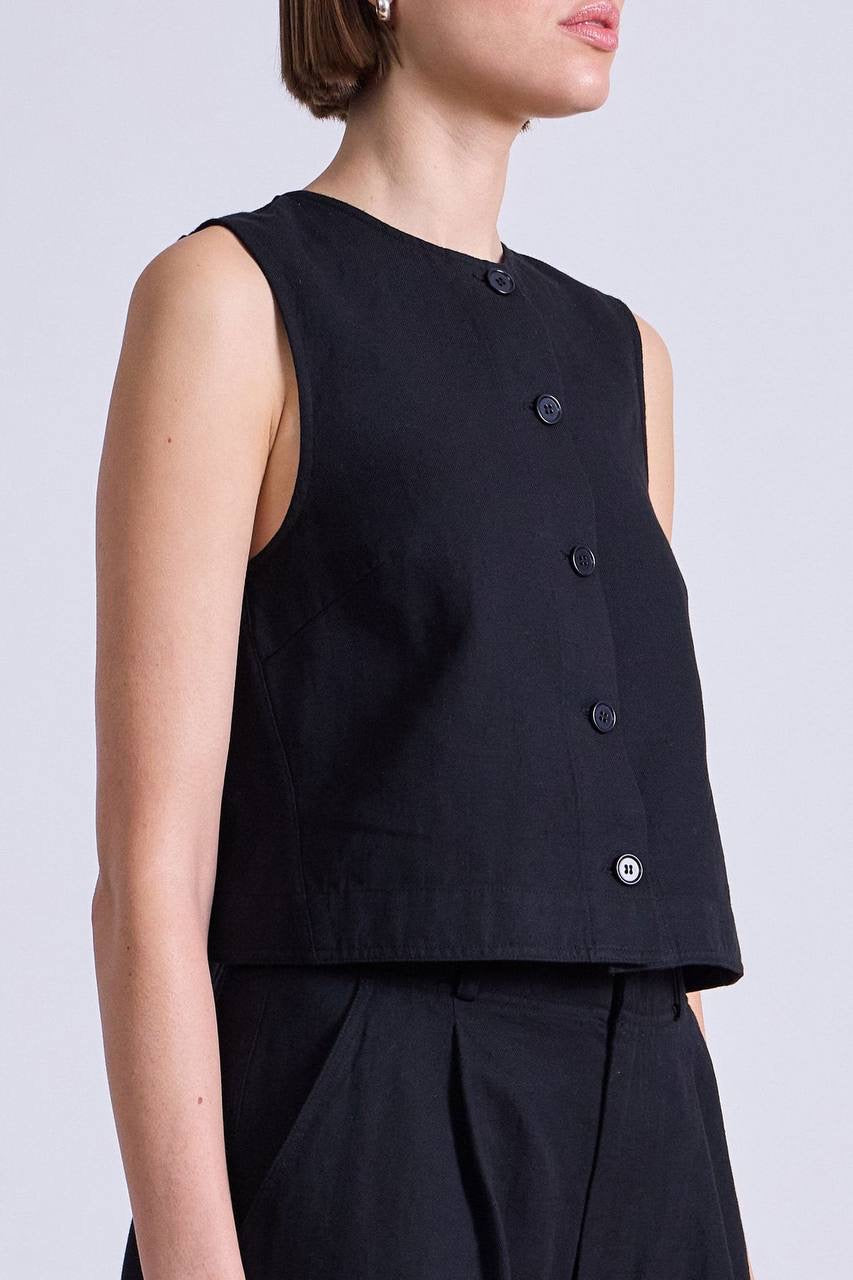 AA Godet Sleeveless Tank Top | Bari Shorts | Linen-Cotton Set