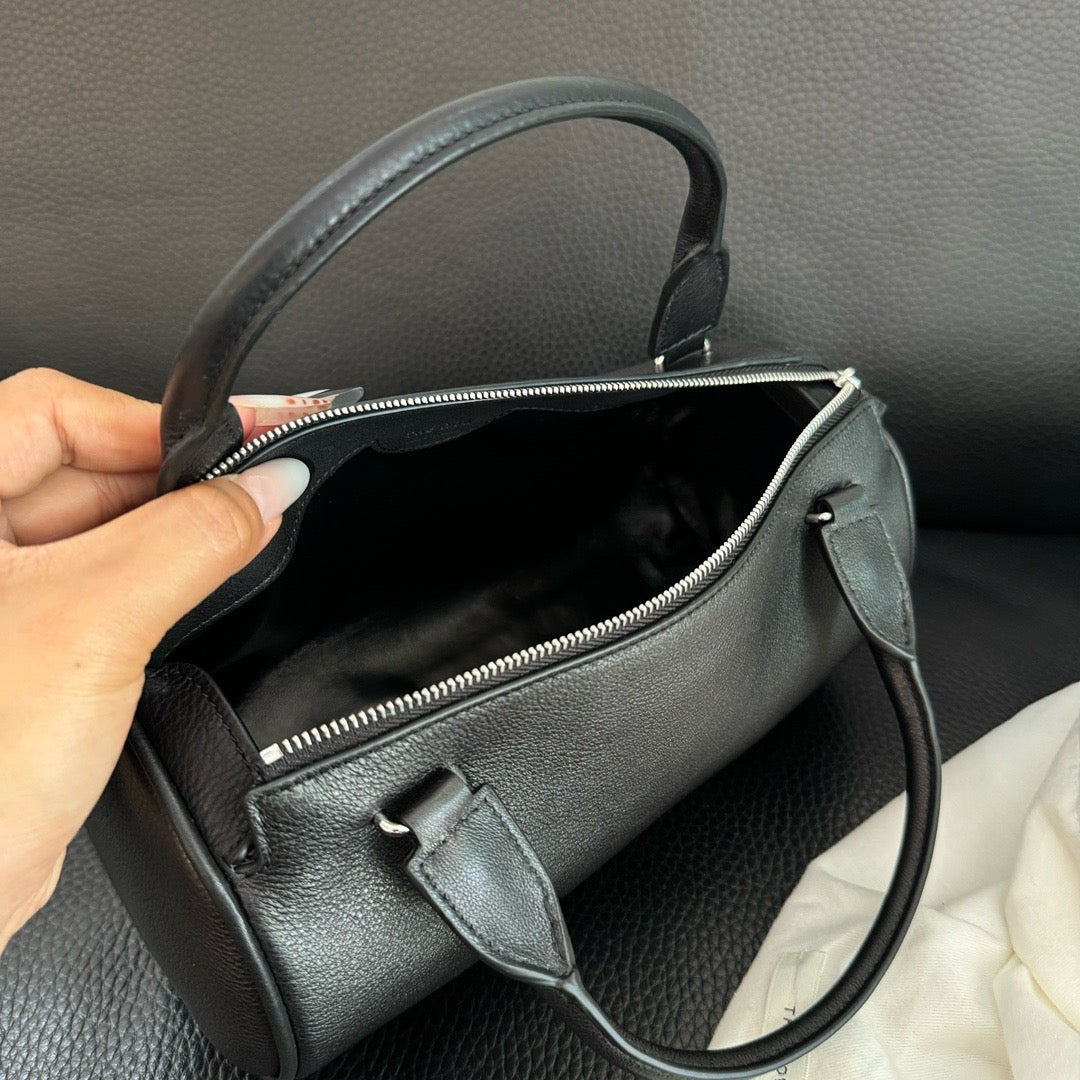 TR Edith Small Calfskin Leather Bag