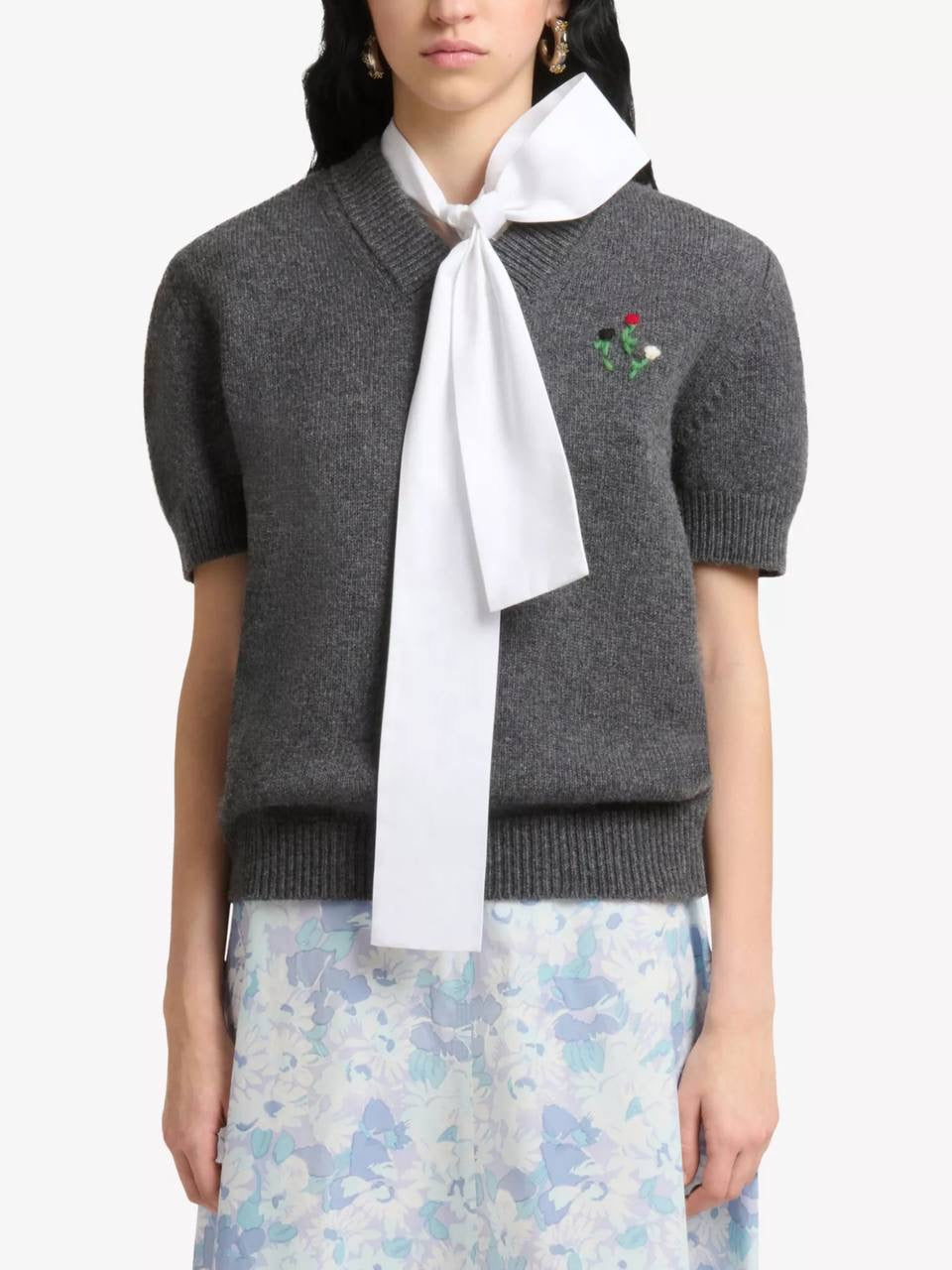 MM Grey Flower-Embroidered Short-Sleeve Wool-cashmere Jumper Top