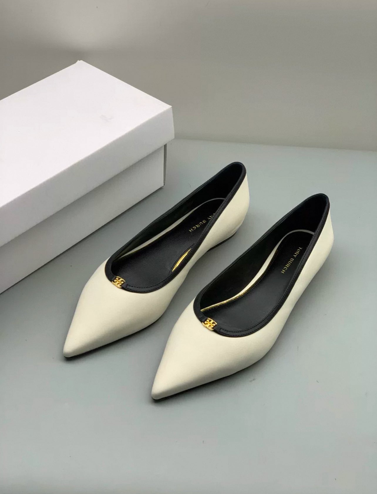 TB Double T Buckle Flat Shoes