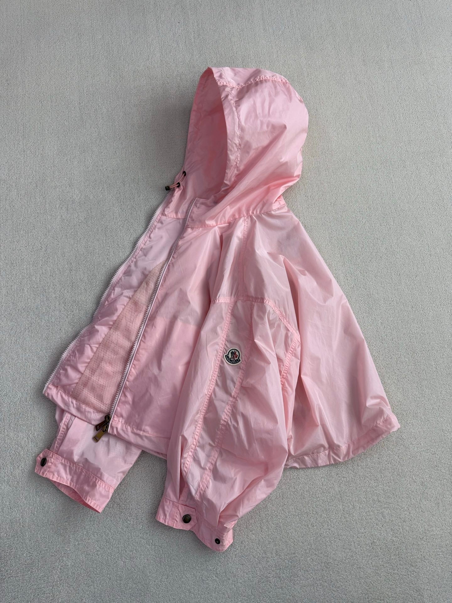 MC Vizille Hooded Rain Water-repellent Short Jacket