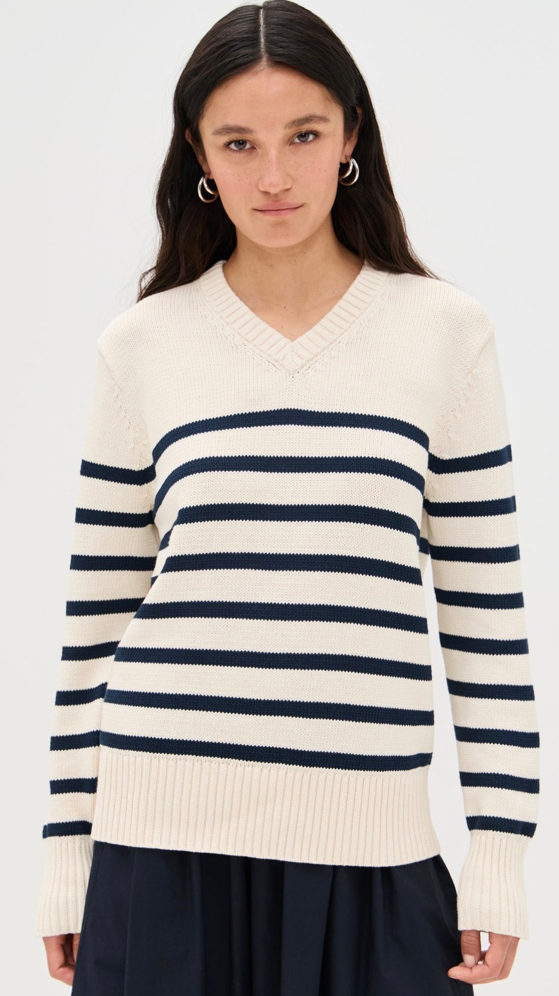 JK Cotton Kate V-Neck Pullover Sweater in Ivory/Navy Stripe